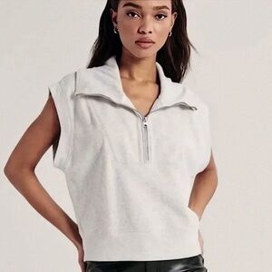 Yogalicious Scuba Monaco Heather Gray Sleeveless Cropped Half Zip Size M